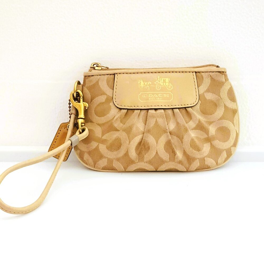 Coach Madison Signature Wristlet Cream Pleated Front Women's Clutch Bag